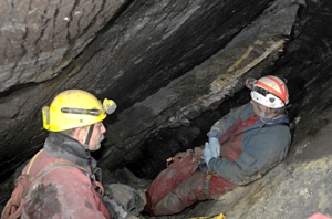 Andy Harris and Neal Rushton looking at the 'flake'