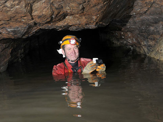 ST Wading, &copy; Kelvin Lake