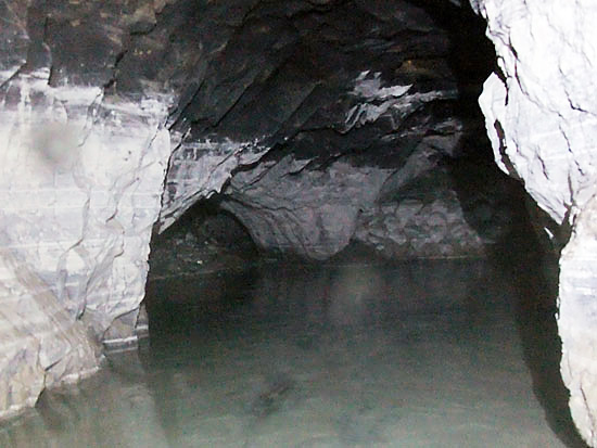 Shaft Chamber Entrance, &copy; Stuart Tyrer